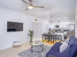 BRAND NEW 2 Stylish 3BR Near Exciting Downtown