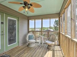 Cozy Home with Ocean View 5 Mi to Keaton Beach!, villa in Perry