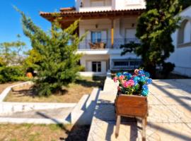 Viesnīca Villa Liana : Luxury Villa With Fantastic Sea View, Near Airport pilsētā Portorafti