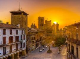 Hotel Ducay, hotell i Olite