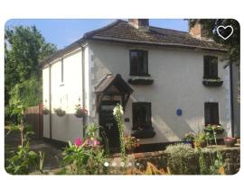 Cricketers Cottage B&B, bed and breakfast a Kent