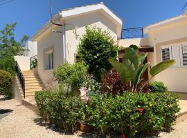 Beach Villa Sofia, Hotel in Neo Chorio