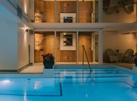 Grand Tonic Hotel & SPA NUXE, hotell i Biarritz