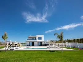 Alma Villa, 2000m2 Luxury Living, by ThinkVilla