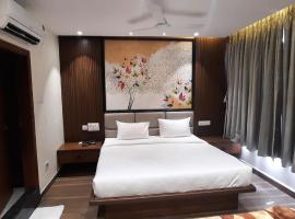 HOTEL SUNRISE HOSPITALITY, hotel dekat Bandara Vijayawada  - VGA, Vijayawada