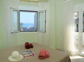 Διαμέρισμα ΑΥΡΑ με μοναδική θέα στη θάλασσα