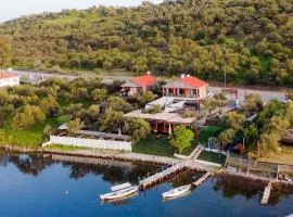 QCUNDA OTEL