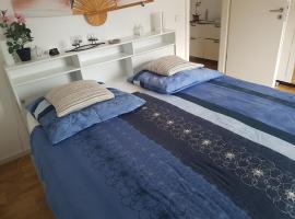 Zimmer mit eigenem Bad in Märchenstadt!, hospedagem domiciliar em Heidelberg