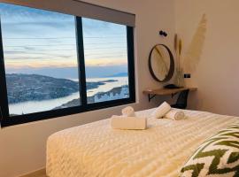 Yalos Mykonos 4 Bedroom Luxury house 5 minute from Ornos Beach w sea & Sunset view, Ferienunterkunft in Mykonos Stadt