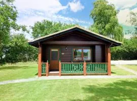 4 Pinewood Retreat