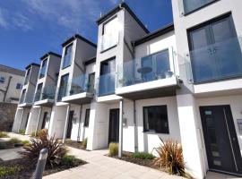 3 Grove Mews, holiday home in Seaton