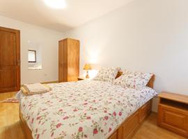 Pensiunea Cașoca-Cascadă, lodge in Siriu