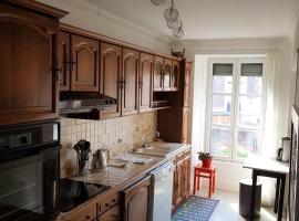 Appartement d'une chambre avec vue sur la ville et jardin a Langogne, hotel din Langogne