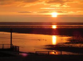 Sunset Beach Retreat, beach rental in Heacham