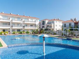 Mythical Sands Resort & Spa, Evilion Apartment, spa hotel in Paralimni