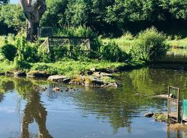 Le refuge des canards、Saint-Aubin-le-Cloudの格安ホテル