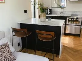 Guesthouse, not even a minute walk to the ocean