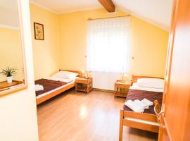 Hotel Vincentinum Novigrad na Dobri, hotel v destinaci Duga Resa