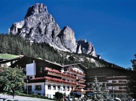 Hotel Miramonti Corvara, hótel í Corvara in Badia