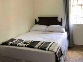 Kelly's Studio Apartment - Rental near Airport, Amenities and Bus Route, hotel v destinácii Saint Philip