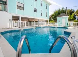 Beach Potato - 3404 Gulf Dr 5