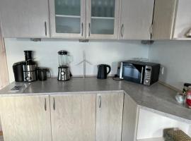 Sleep In Brande - Close By Herning, Legoland, Givskud Zoo, hotel v destinaci Brande
