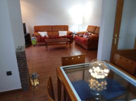 Vivienda adosada , con merendero en Carcedo, vakantiehuis in Carcedo de Burgos