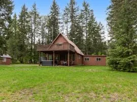 Riverfront Retreat at Lavender Lake