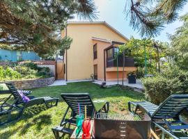 Amazing Apartment In Labin With Wifi, hotel i Labin