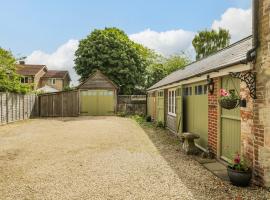 Old Cart Shed, holiday home in Lyneham