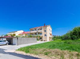 Apartments and Room Sime M, hotel in Lopar