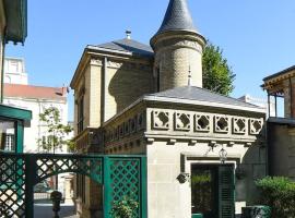 Pavillon indépendant en plein centre de Vichy、ヴィシーのホテル