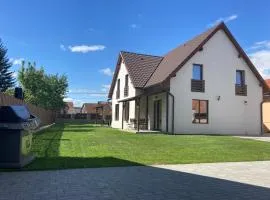 FENYŐ APARTMAN HOUSE II.