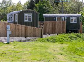 Forfar Glamping, Foresterseat, hotel in Forfar