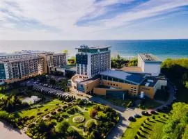 Arka Medical Spa, beach hotel in Kołobrzeg