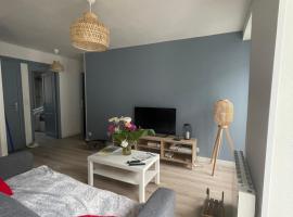 Bel appartement T3 au 1er &eacute;tage avec cour int&eacute;rieure au RDC - Villa Marie