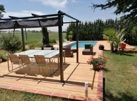 Maison avec vue Pyrénées et piscine chauffée