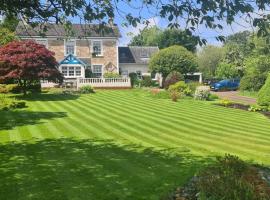 CREAG DHUBH COUNTRY HOUSE, hotel en Inveraray