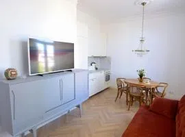 Lovely 2-bedroom apartment with free parking
