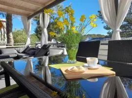 Mobile home Lux otok Murter、イェゼラのグランピング施設