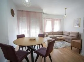 East Side Apartment