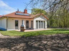 Stunning Home In Boiensdorf With Wifi
