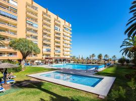 Hotel Apartamentos Pyr Fuengirola – apartament z obsługą w mieście Fuengirola