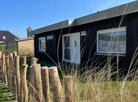 Bungalow Sunny, lekker uitwaaien op het strand!