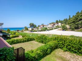 Dzīvoklis Amalia Luxury house in Elani beach 100m by the sea pilsētā Siviri