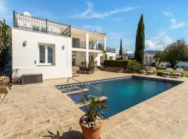 Majestic villa in Gualchos with private pool, cottage in Gualchos