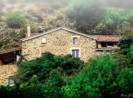 Quinte et Sens, Hotel in Barnas