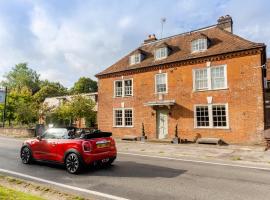 The Bell Inn Hotel, hotel in Lyndhurst