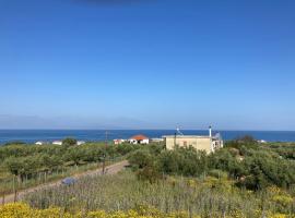 Villa Blue Cocoon - Chrani Messinia Péloponnèse- sea view 800 m from beach, hotel con estacionamiento en Chrani