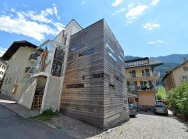 Design Lodge The Cube – hotel w mieście Ortisei